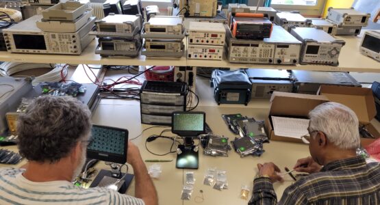 Image Apprendre la RF par la pratique : des kits X-Microwave accessibles et modulables, accompagnés par Exocis