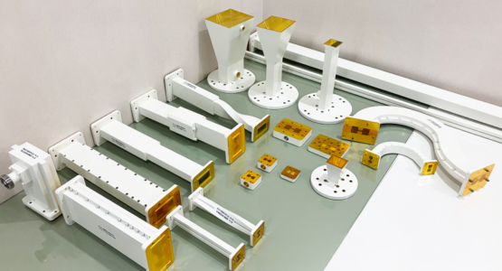 Image Dolph Microwave : Composants double ridged waveguides